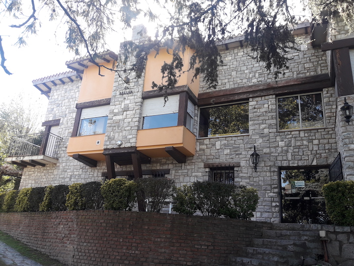 COMPLEJO CABAÑAS - B° VILLA EDEN