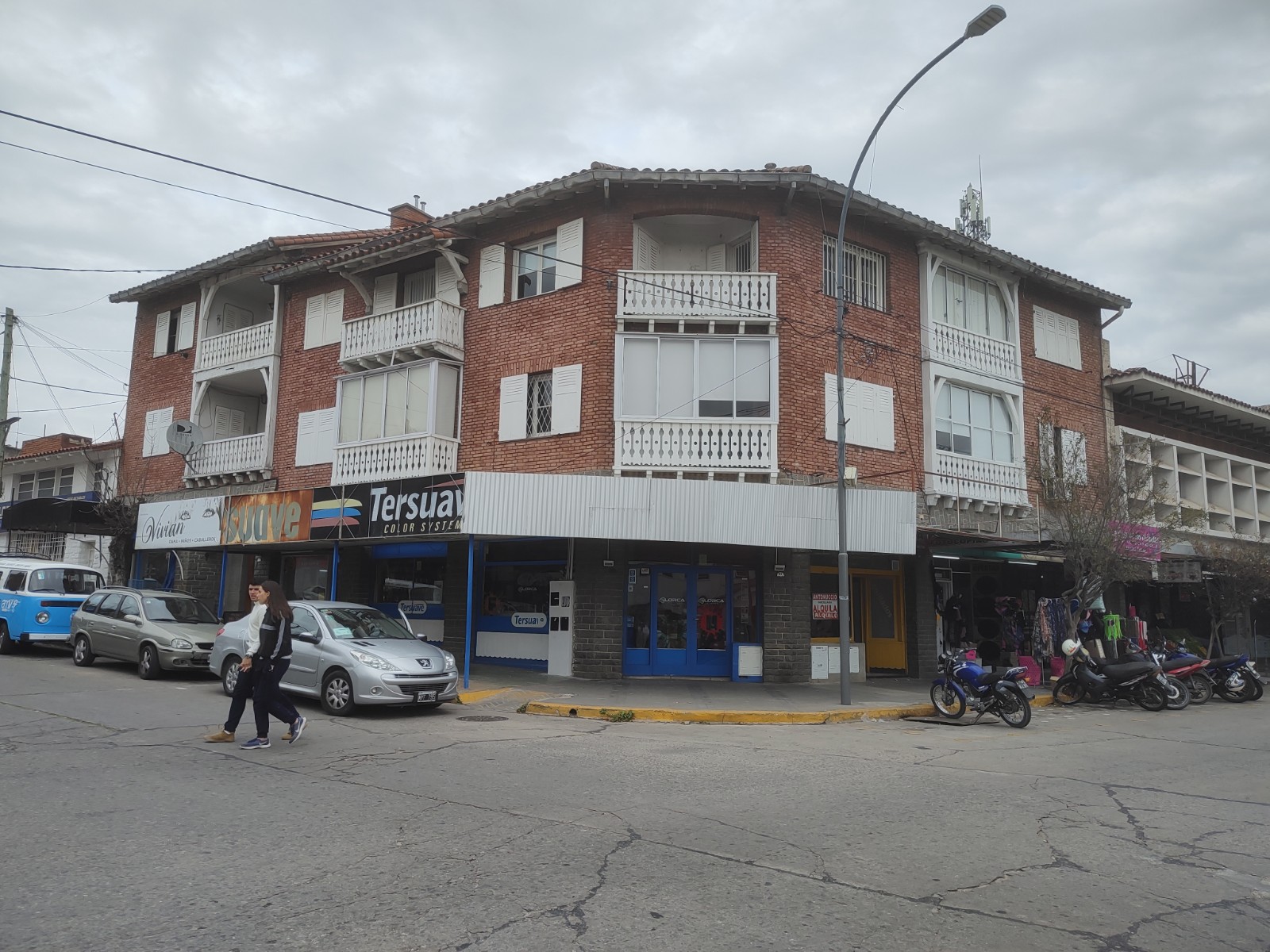 DEPARTAMENTO B° CENTRO - LA FALDA.-