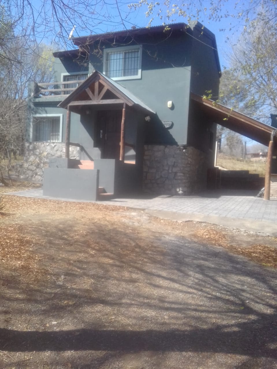 CASA B° VERTIENTES DE THEA - VILLA GIARDINO.-