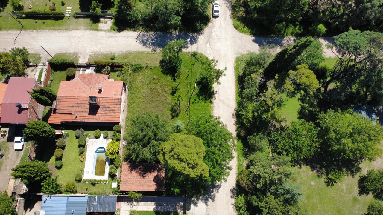 TERRENO BARRIO SANTA ROSA - LA FALDA.-