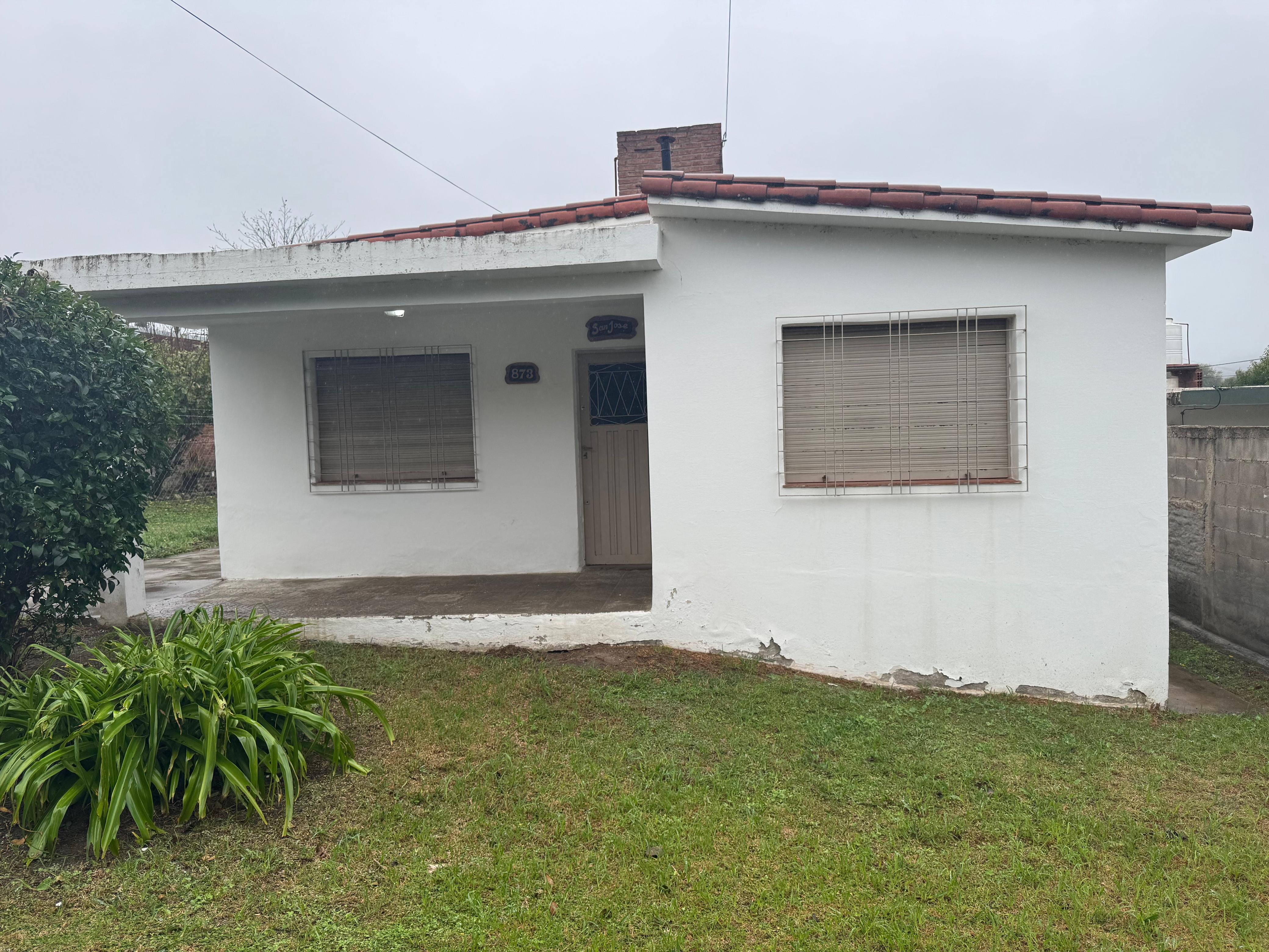 CASA B° VILLA CAPRICHOSA - LA FALDA.-