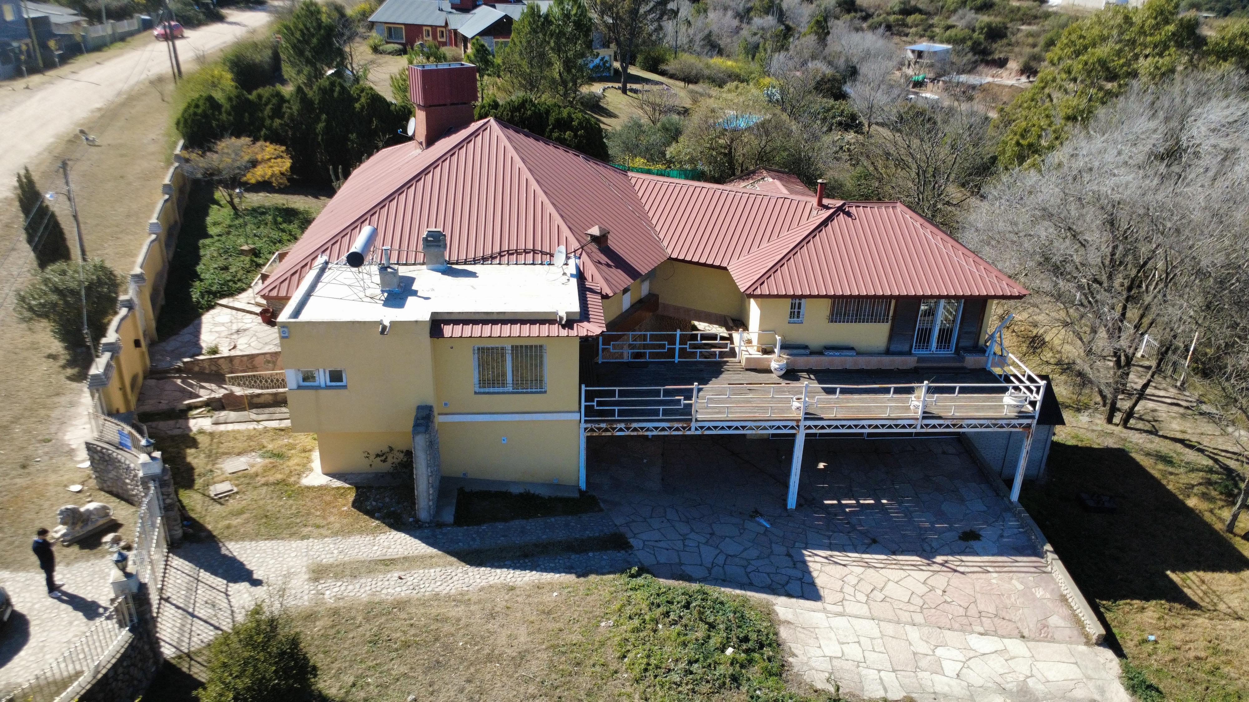 CASA B° HUERTA GRANDE PARQUE - HUERTA GRANDE.-