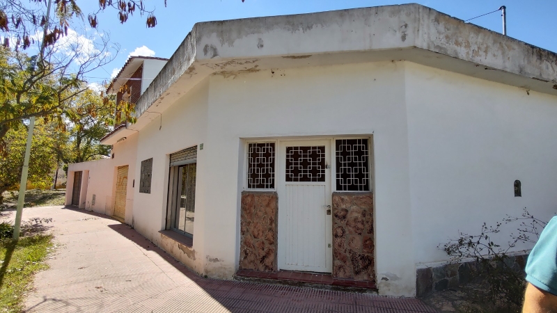 CASA CON LOCAL - VILLA GIARDINO.