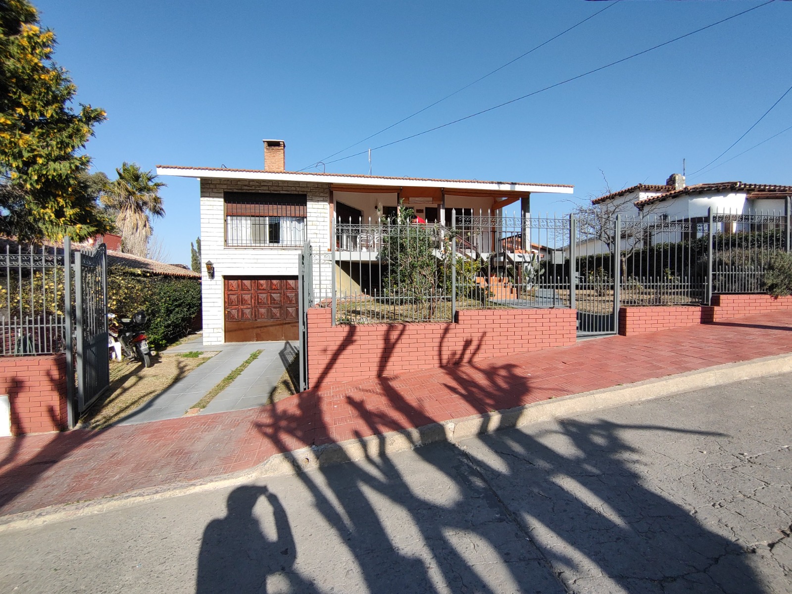 CHALET B° EL ALTO - LA FALDA.-