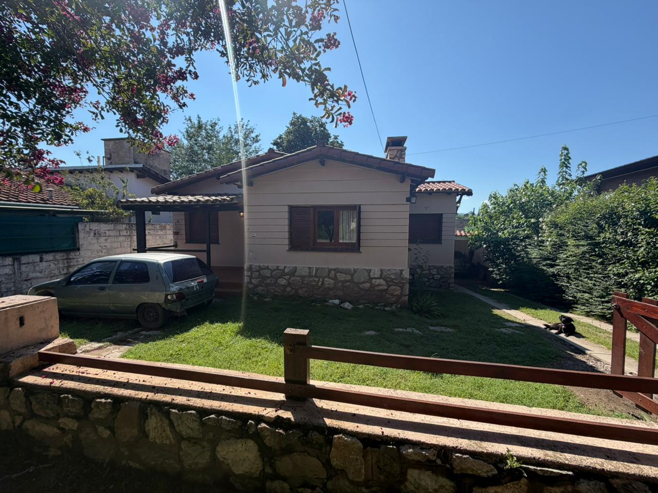 CHALET B° DOMINADOR - LA FALDA.-