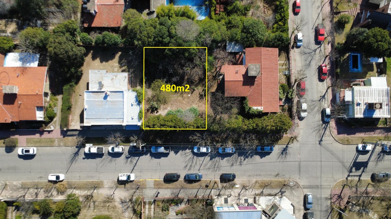 TERRENO B° CENTRO - LA FALDA.-