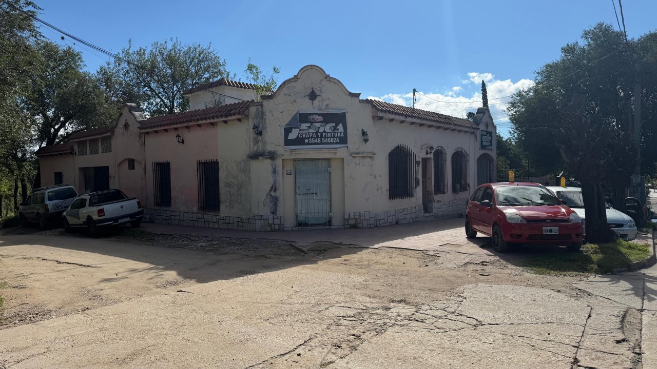 TERRENO A DEMOLER -SOBRE RUTA NACIONAL 38 - LA FALDA.-