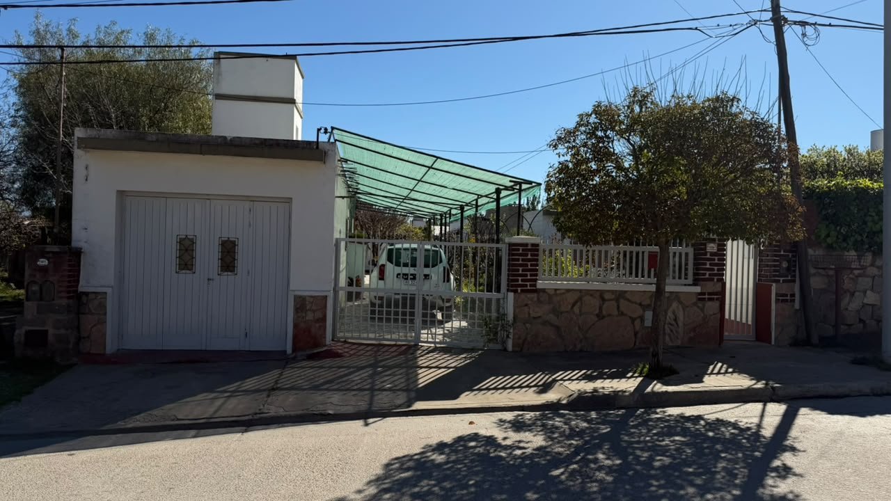4 DEPARTAMENTO B° SAN JORGE -  LA FALDA.-
