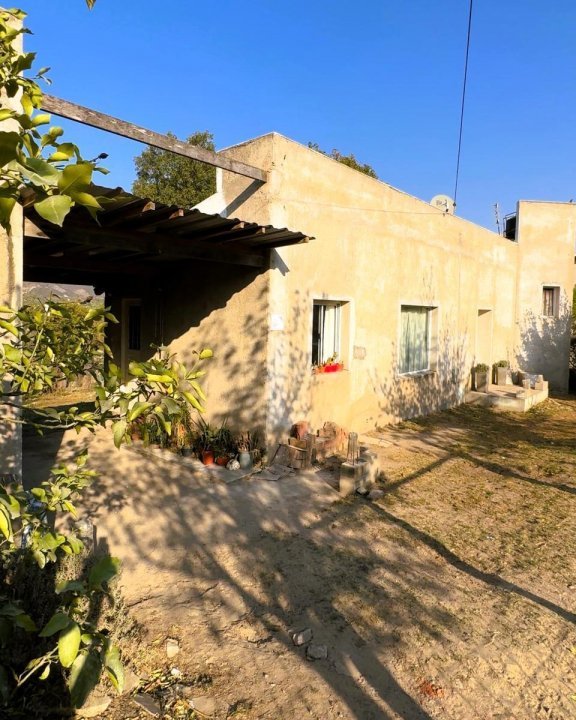 CASA TERMINAR B° EL DOMINADOR.-