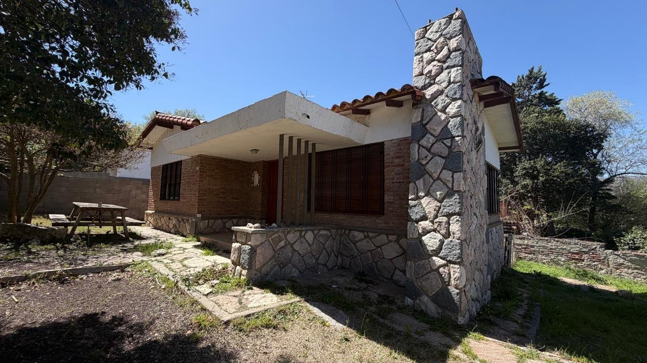 CHALET + DEPTO - HUERTA GRANDE - C/ ELIAS ALIPPI